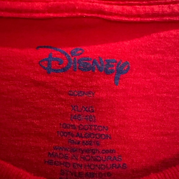 Disney Dad Red Mickey Mouse Short Sleeve Tee Shirt . Size XL - Picture 3 of 4